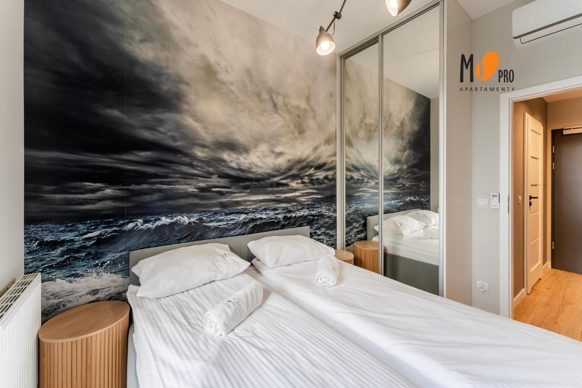 Summer Lofts Premium With Sea View, Parking 尤斯托尼莫斯基 外观 照片