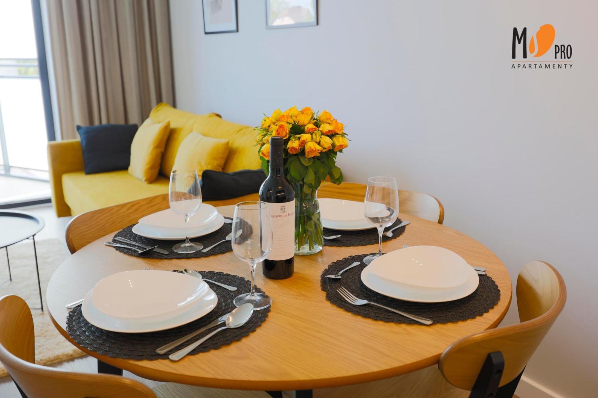 Summer Lofts Premium With Sea View, Parking 尤斯托尼莫斯基 客房 照片