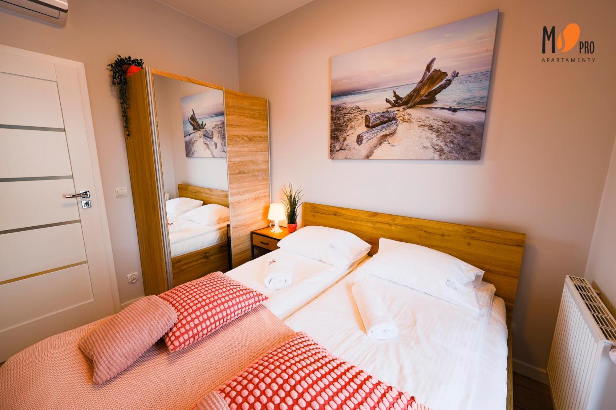 Summer Lofts Premium With Sea View, Parking 尤斯托尼莫斯基 客房 照片